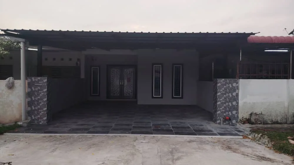 Rumah Teres Setingkat untuk dijual di Taman Merdeka, Ipoh.