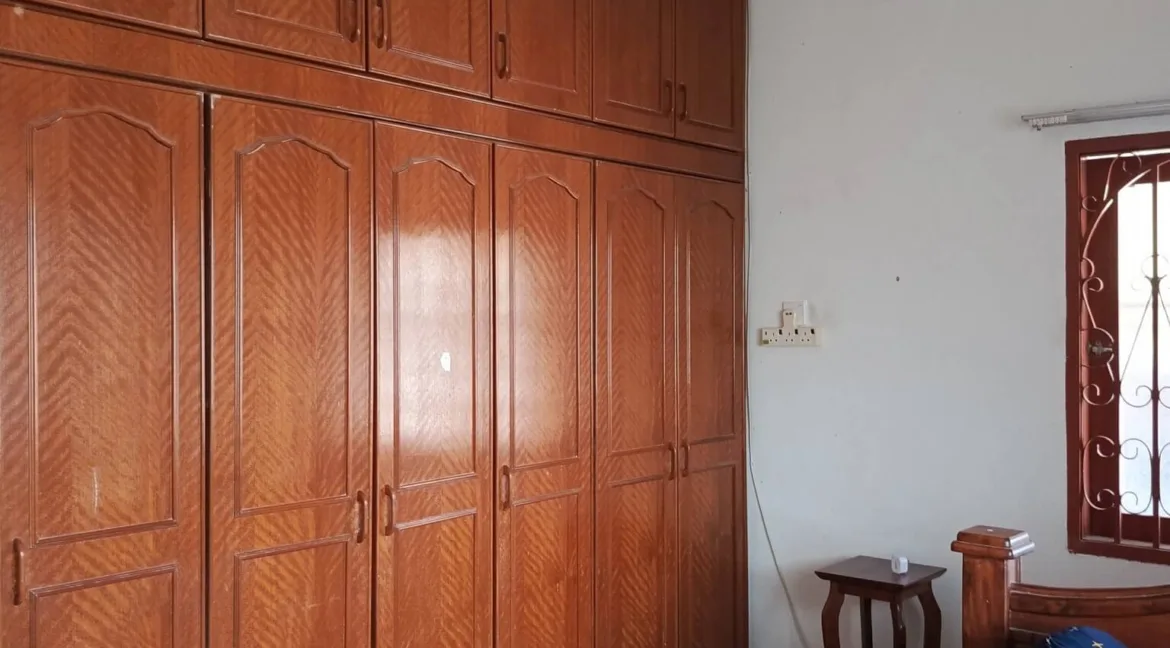 semi-d-taman-rapat-setia-baru-11