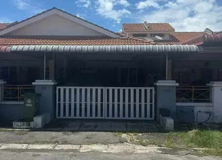 Rumah Teres Setingkat untuk dijual di Taman Kinding Raya, Tanjung Rambutan.