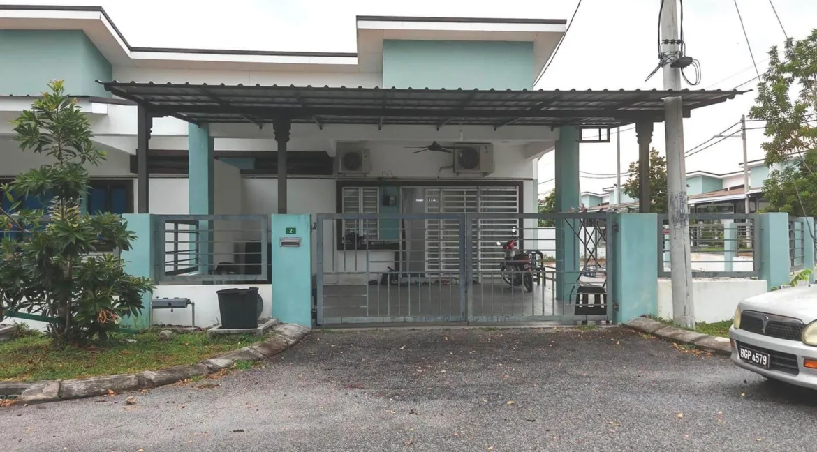 Rumah Teres Setingkat Corner Lot untuk dijual di Bandar Universiti, Seri Iskandar.