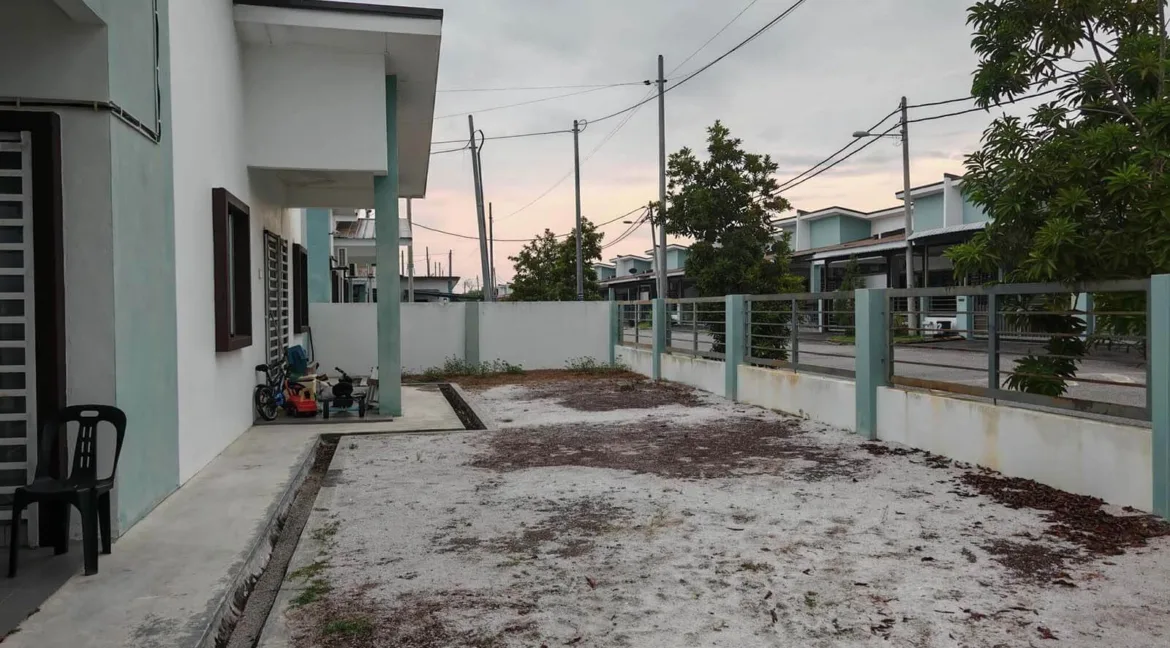 rumah-teres-bandar-universiti-04