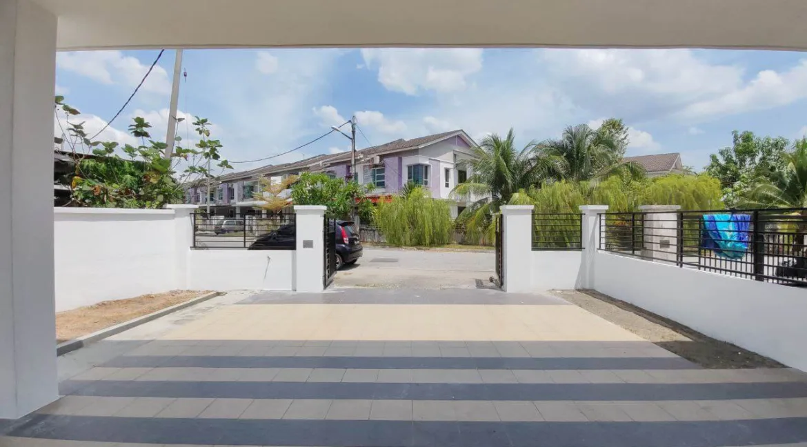 rumah-teres-bandar-universiti-end-lot-ai-04
