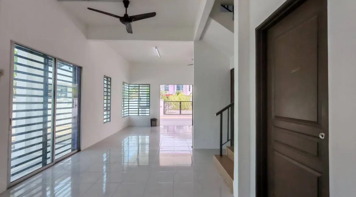 rumah-teres-bandar-universiti-end-lot-ai-18