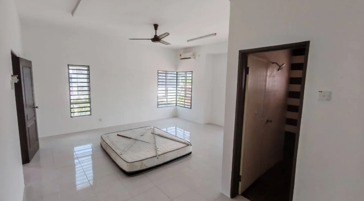 rumah-teres-bandar-universiti-end-lot-ai-25