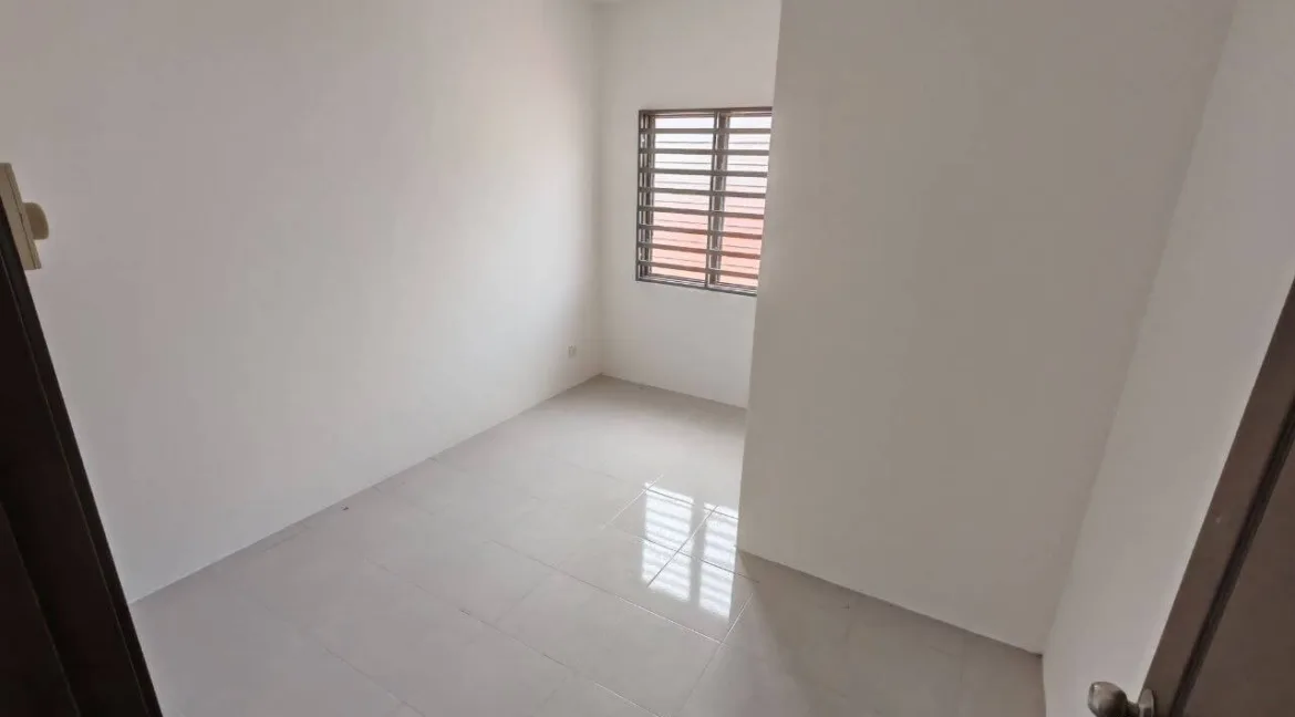 rumah-teres-bandar-universiti-end-lot-ai-33