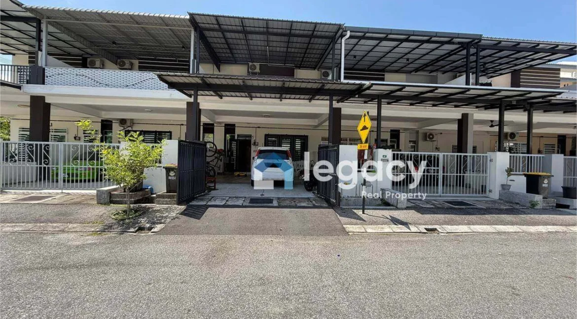 Rumah Teres Dua Tingkat untuk dijual di Taman Kinding Raya, Tanjung Rambutan.