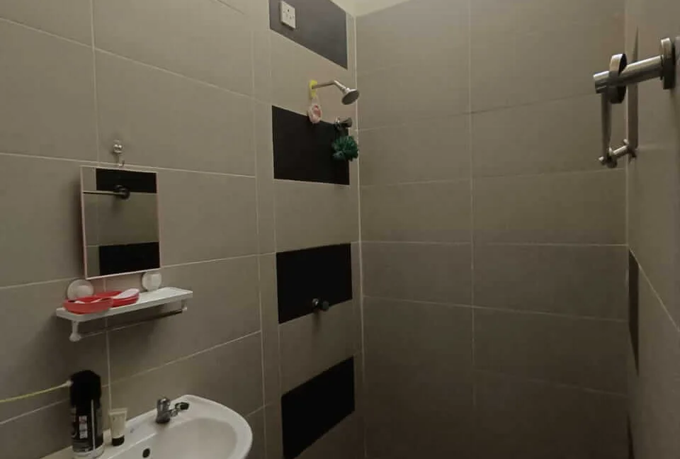 rumah-teres-taman-chandan-putri-07