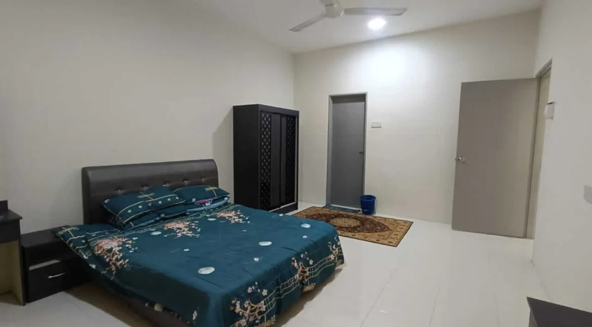 rumah-teres-taman-chandan-putri-08