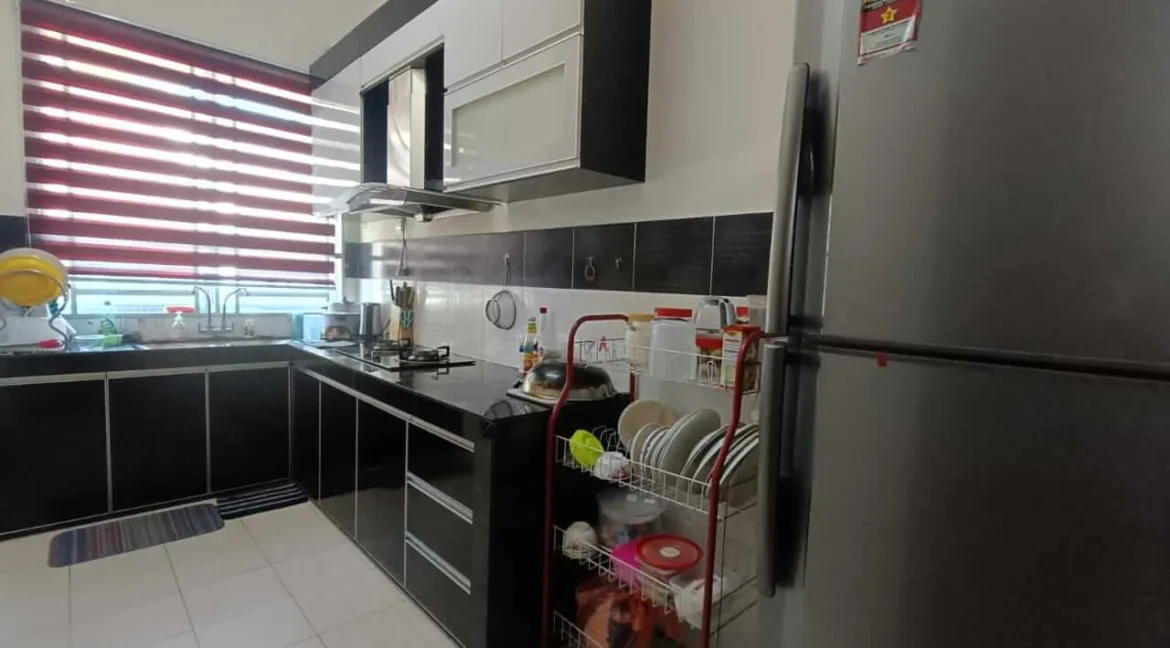 rumah-teres-taman-chandan-putri-15