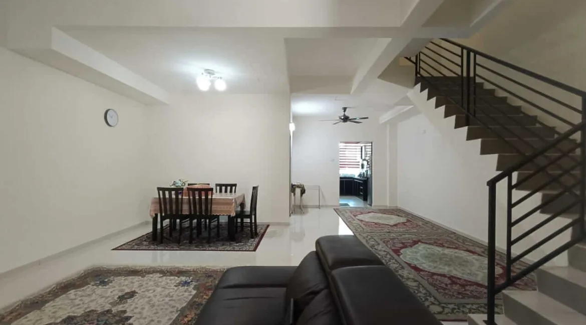 Rumah Teres 2 Tingkat Untuk Dijual di Taman Chandan Putri, Kuala Kangsar