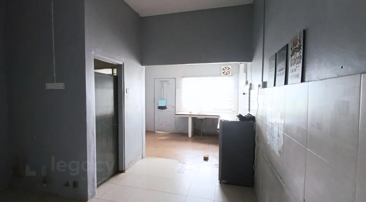 rumah-teres-taman-pengkalan-bandaraya-09