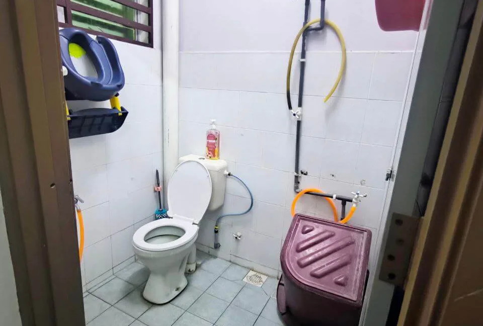 rumah-teres-taman-pengkalan-harmoni-10