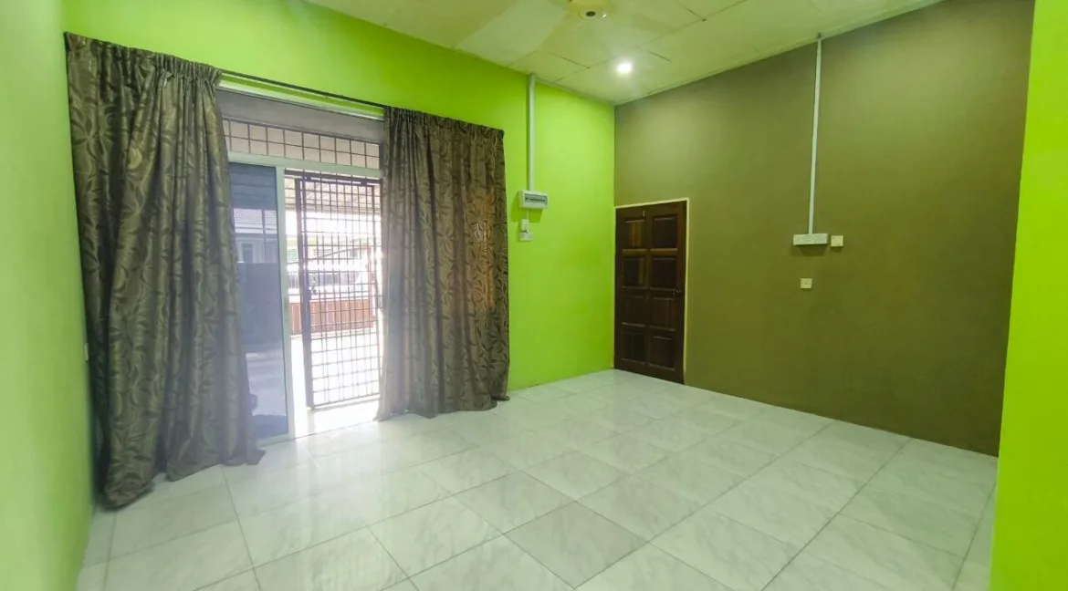 rumah-teres-taman-pinji-ria-aa-07
