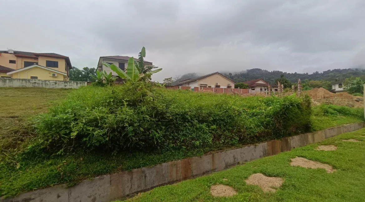 tanah-lot-banglo-taman-meru-03