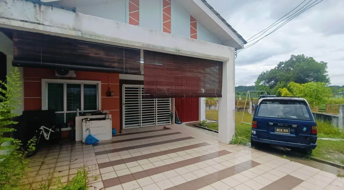 teres-corner-lot-taman-bandar-u-05