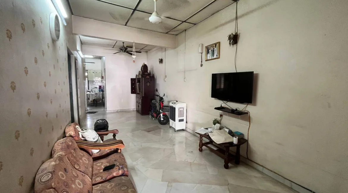 teres-setingkat-taman-chandan-desa-kuala-kangsar-nn-07