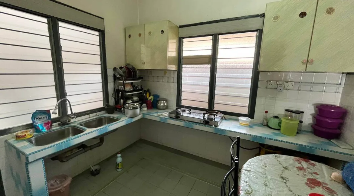 teres-setingkat-taman-chandan-desa-kuala-kangsar-nn-10