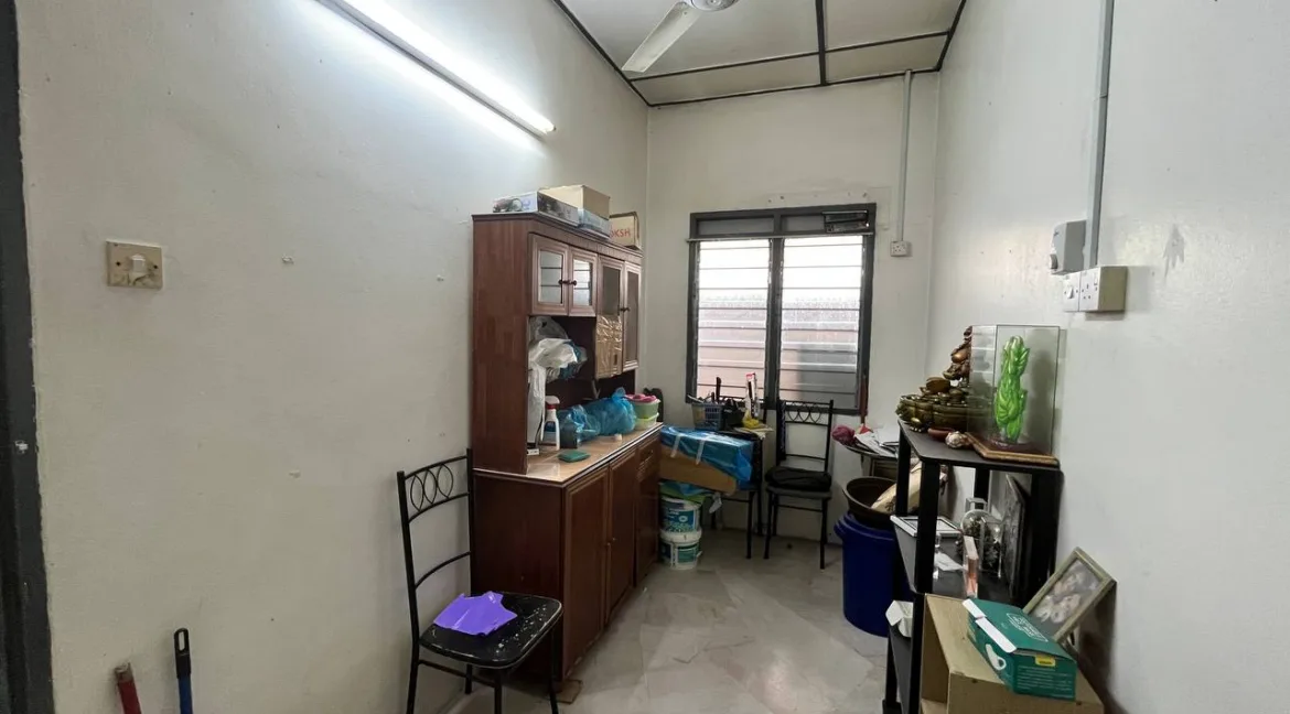 teres-setingkat-taman-chandan-desa-kuala-kangsar-nn-21