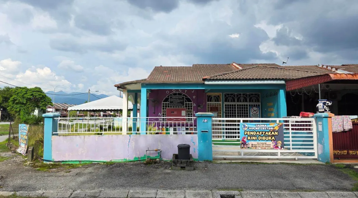 Rumah Teres Setingkat Corner Lot untuk dijual di Taman Klebang Restu, Ipoh.
