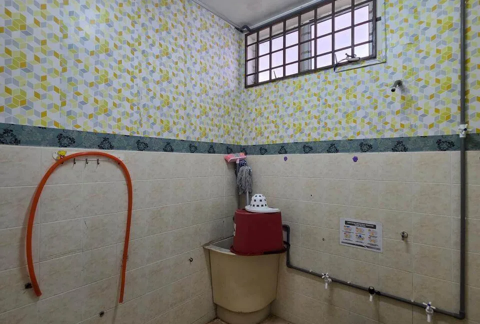 teres-setingkat-taman-klebang-restu-14