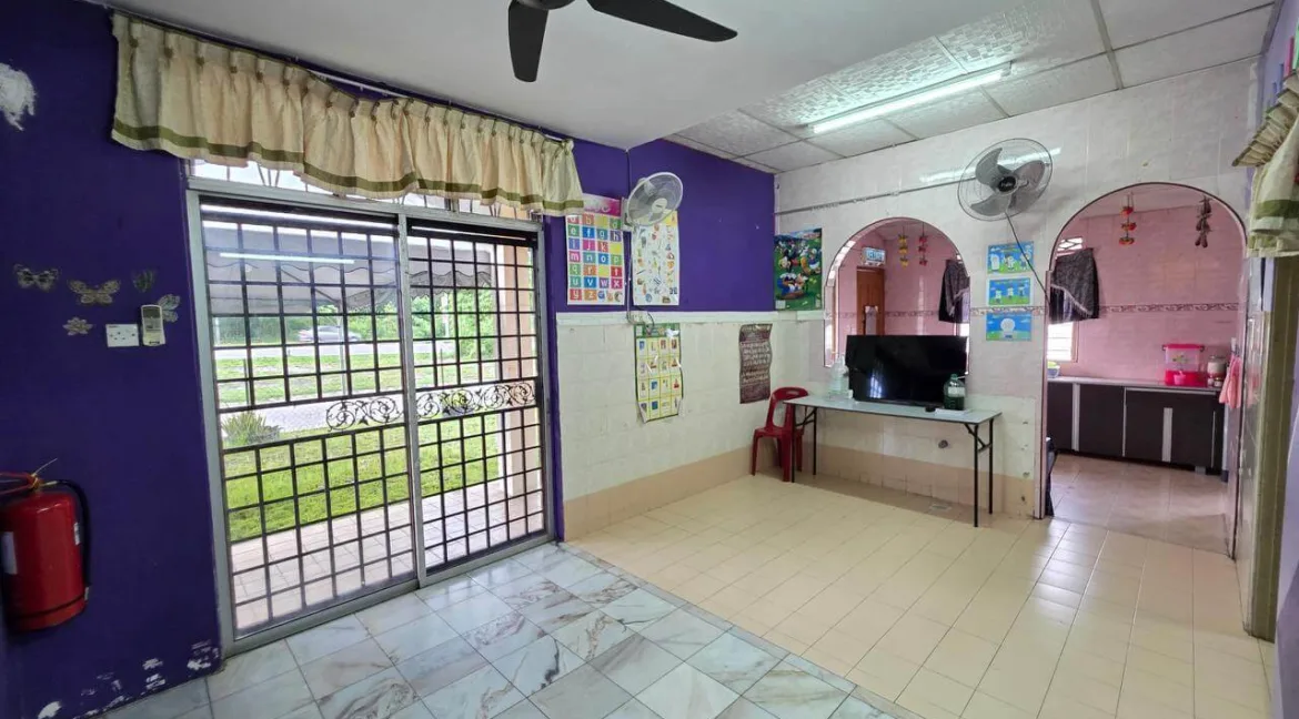 teres-setingkat-taman-klebang-restu-20