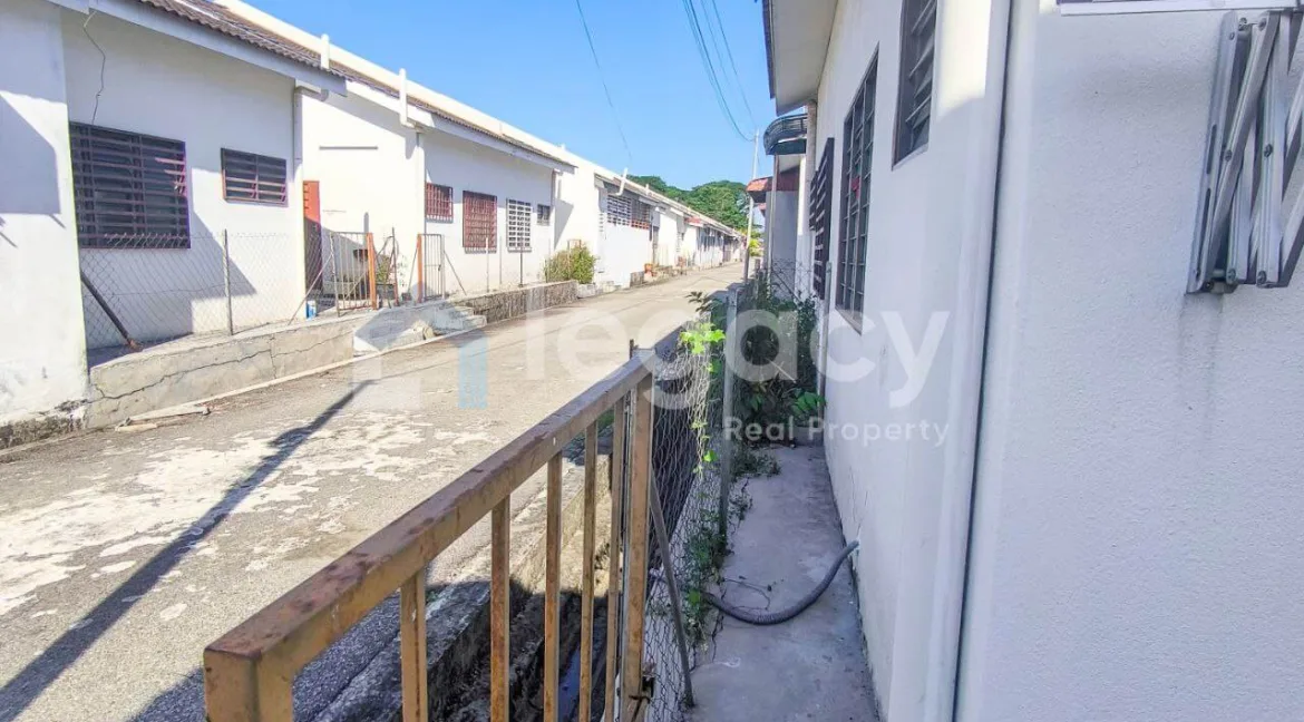 teres-setingkat-taman-rapat-permai-ipoh-19