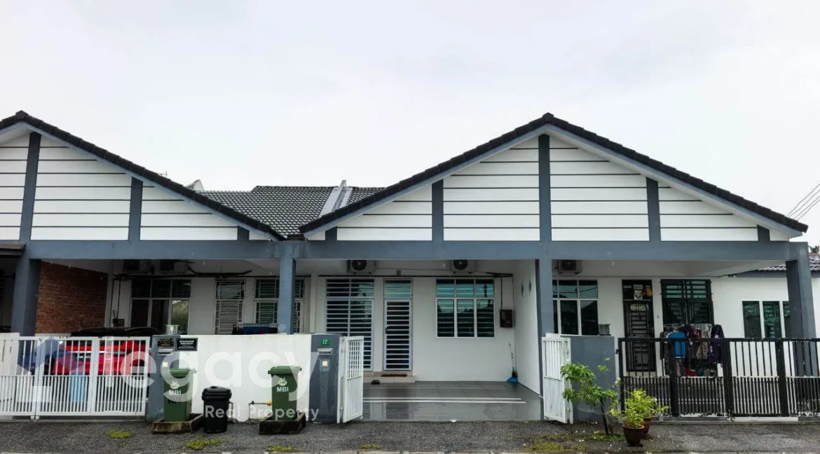 Rumah Teres untuk dijual di Taman Klebang Pertama, Ipoh.