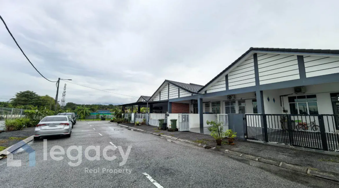 rumah-teres-taman-klebang-pertama-03