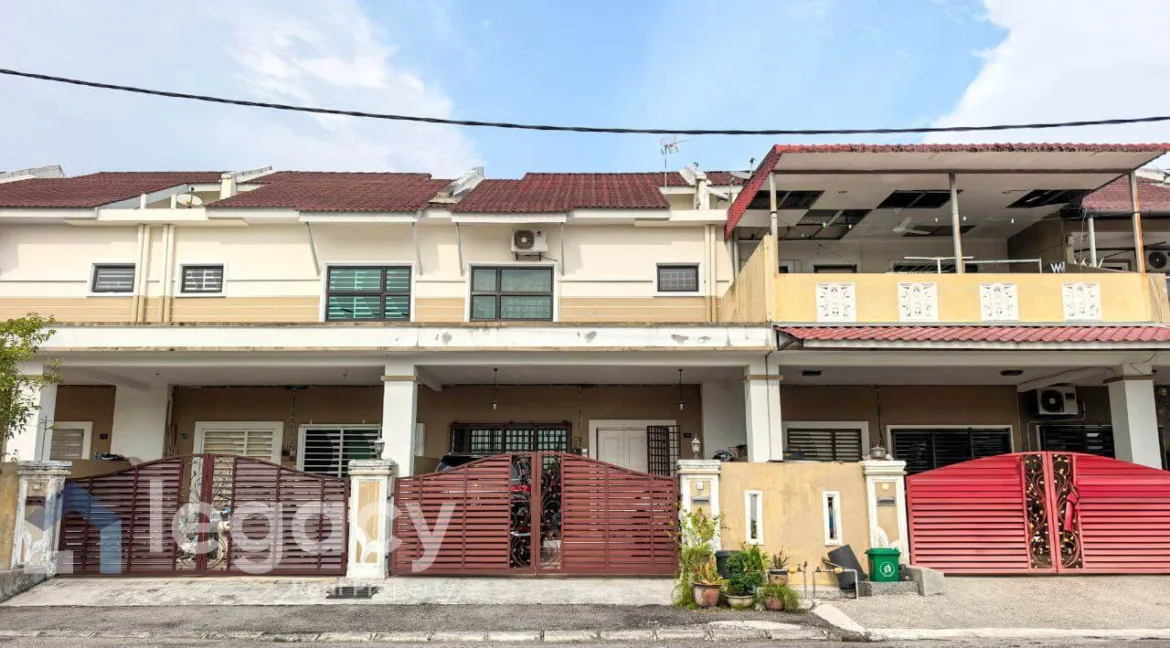 Teres Dua Tingkat untuk dijual di Behrang 2020, Behrang.