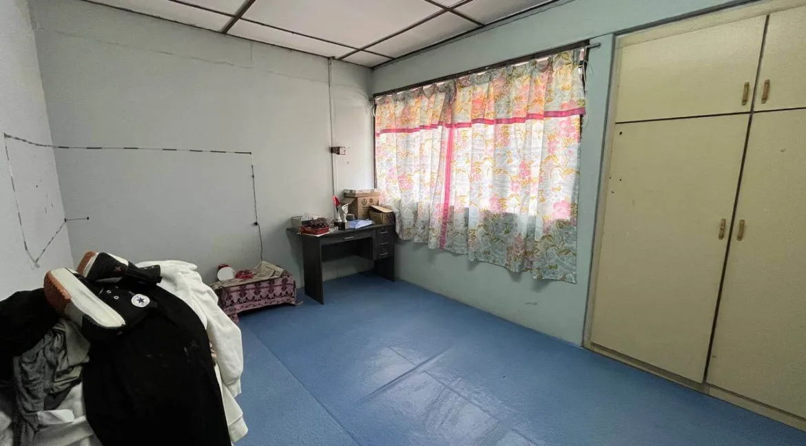 teres-dua-tingkat-taman-maju-rapat-12