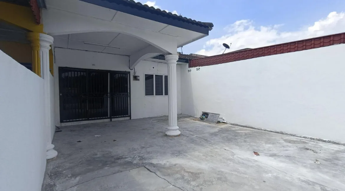 teres-setingkat-taman-damai-ayer-tawar-03