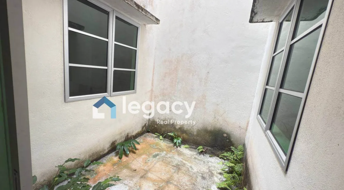 teres-setingkat-taman-puncak-bougainvillea-baru-13