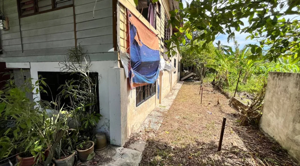 rumah-kampung-sungai-rokam-ipoh-05