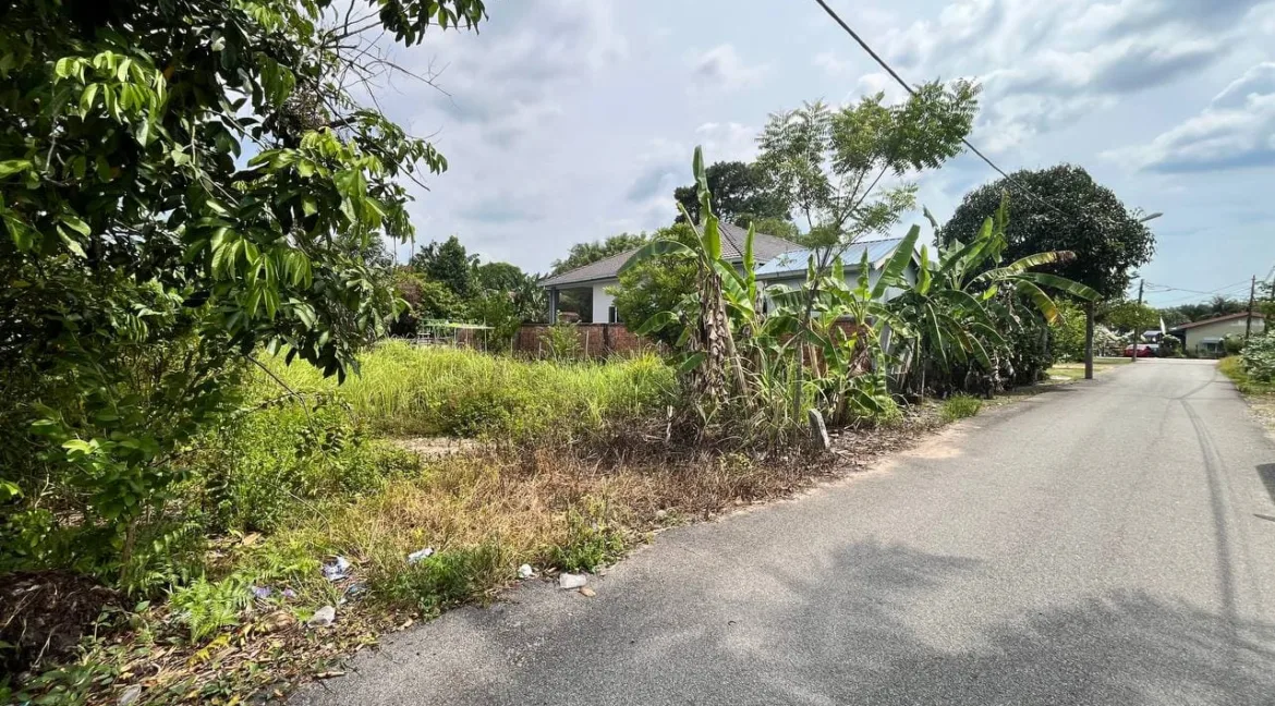 tanah-lot-banglo-kampung-dato-haji-hasyim-07