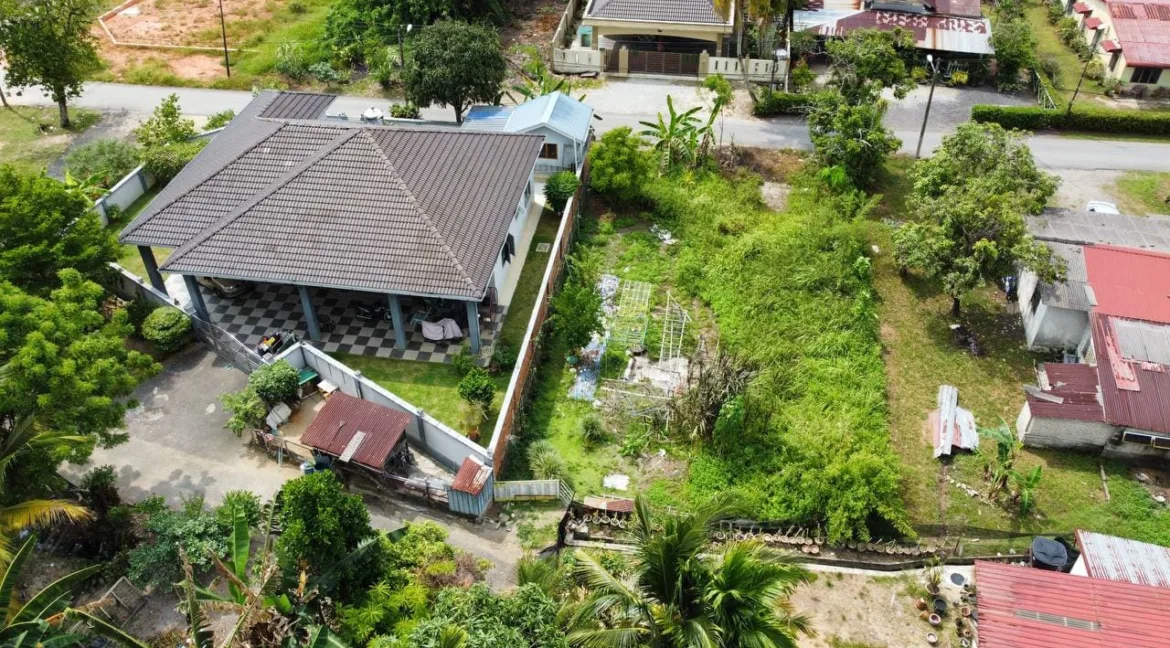 tanah-lot-banglo-kampung-dato-haji-hasyim-11