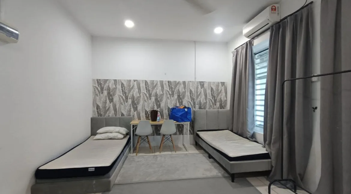 teres-2-tingkat-taman-chepor-idaman-bandar-meru-raya-02