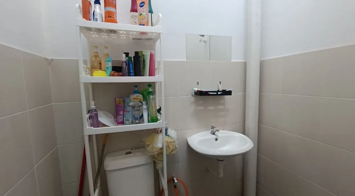 teres-2-tingkat-taman-chepor-idaman-bandar-meru-raya-06