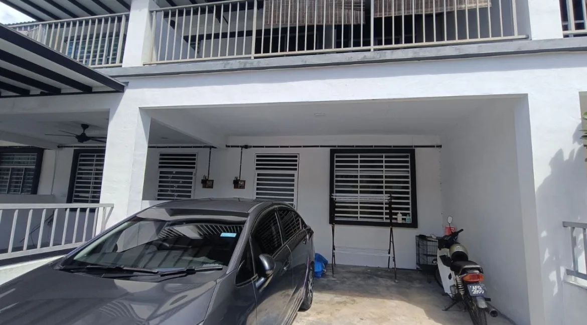 teres-2-tingkat-taman-chepor-idaman-bandar-meru-raya-08