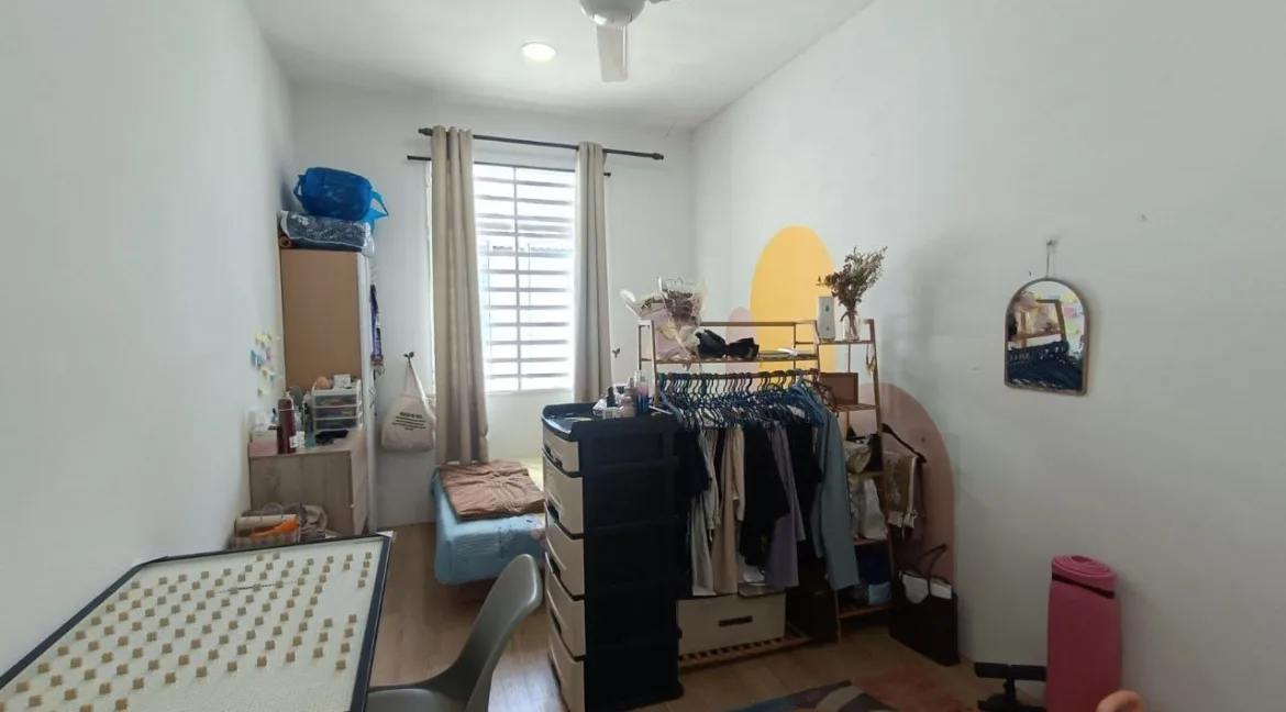 teres-2-tingkat-taman-chepor-idaman-bandar-meru-raya-13