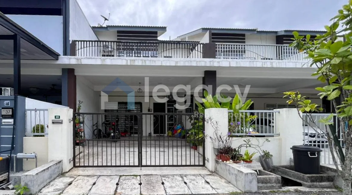 Teres Dua Tingkat untuk dijual di Taman Kinding Raya, Tanjong Rambutan.