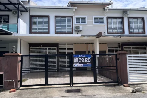 Teres Dua Tingkat untuk dijual di Taman Meru Perdana 2, Ipoh.