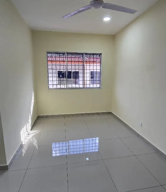 teres-dua-tingkat-taman-sri-asoka-tapah-08