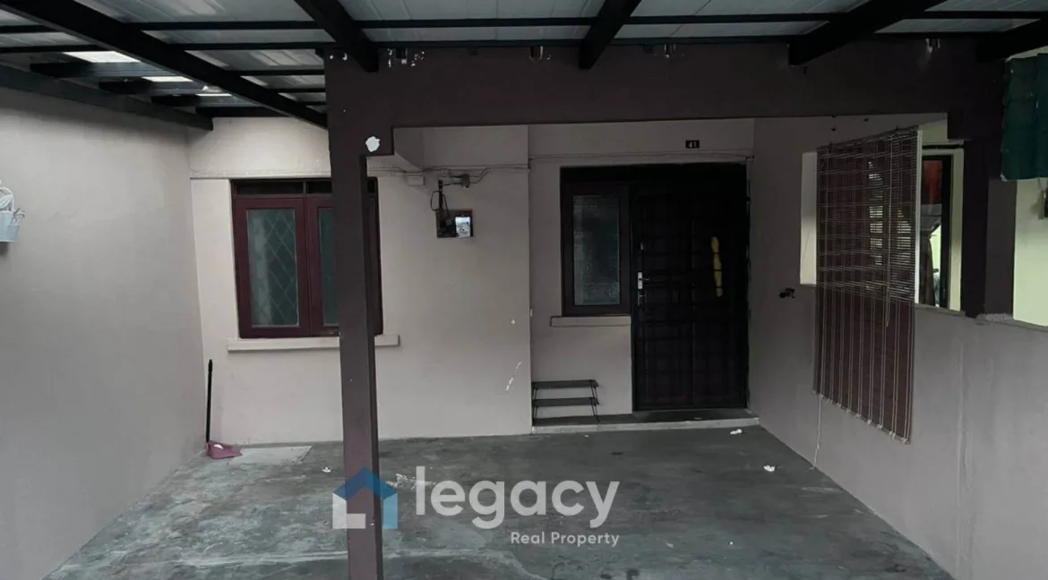teres-low-cost-dua-tingkat-taman-klebang-jaya-ipoh-03
