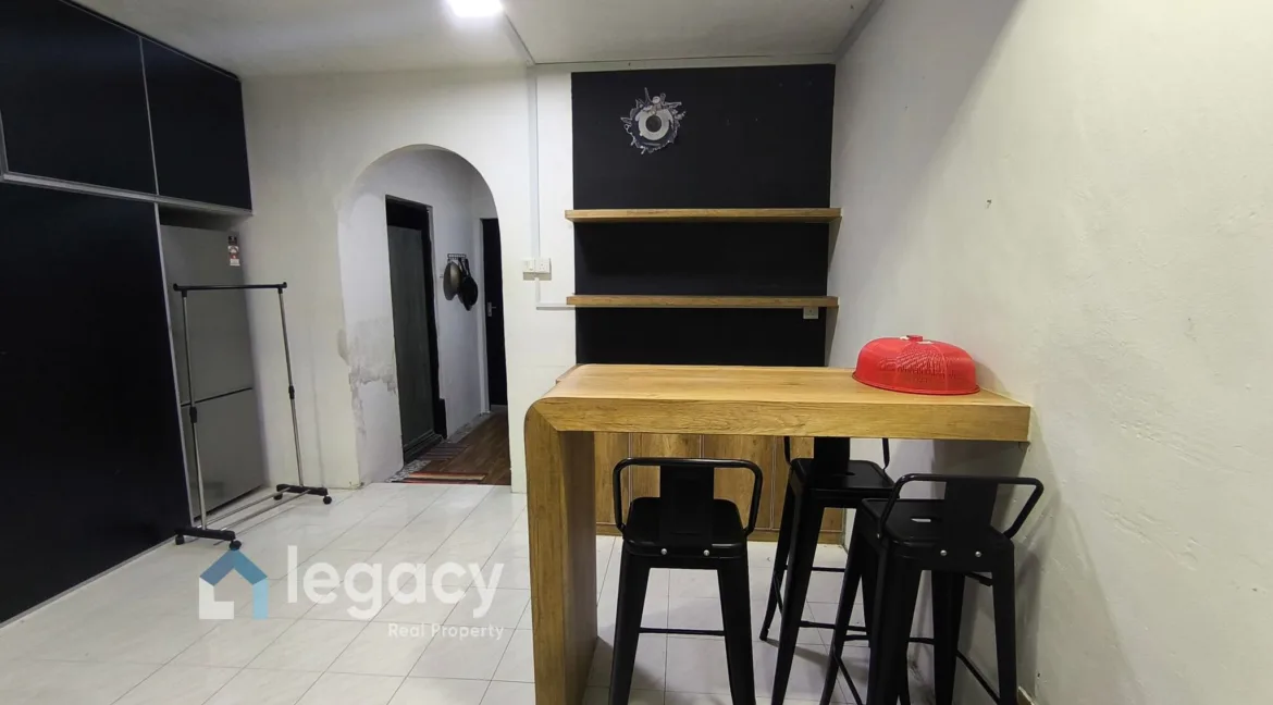 teres-low-cost-dua-tingkat-taman-klebang-jaya-ipoh-06