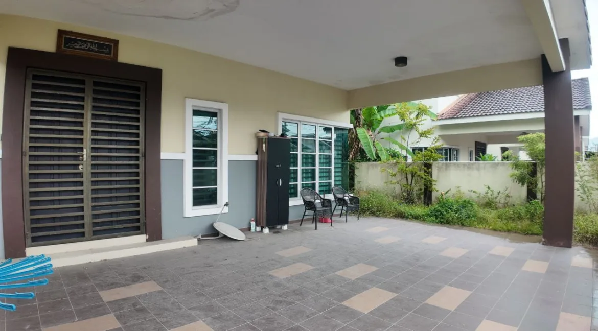 teres-semi-d-dua-tingkat-taman-klebang-impian-ipoh-02