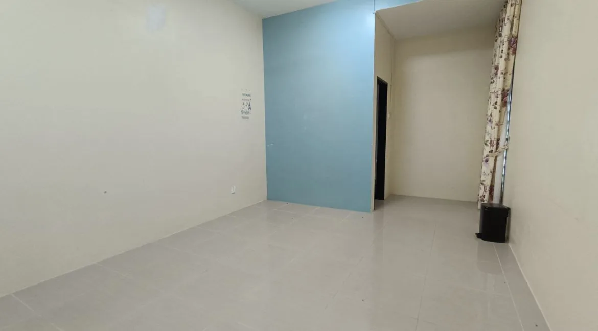 teres-semi-d-dua-tingkat-taman-klebang-impian-ipoh-17
