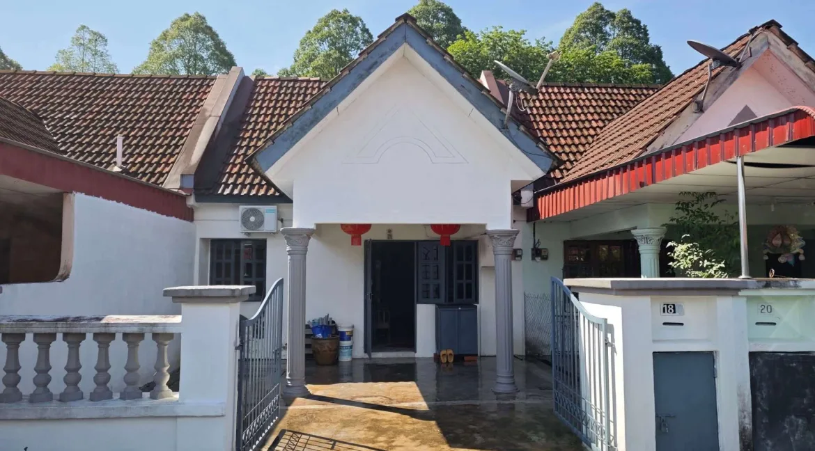 Teres Setingkat untuk dijual di Taman Indah Pengkalan Aor, Taiping.