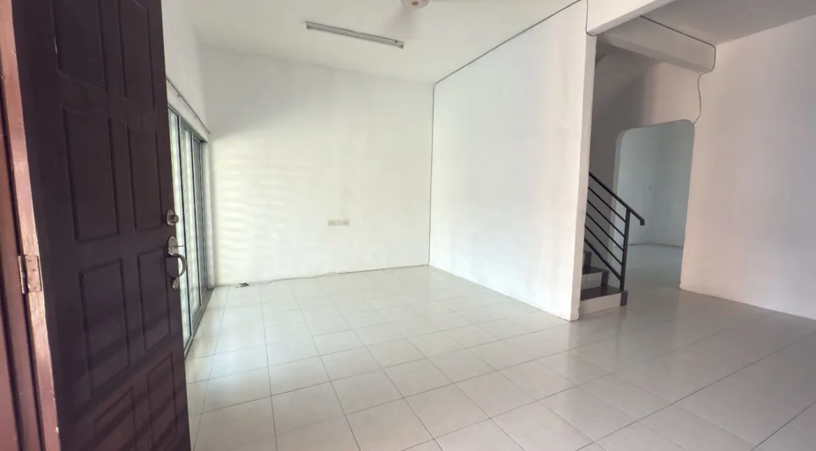 rumah-2-tingkat-taman-puncak-bougainvillea-kuala-kangsar03