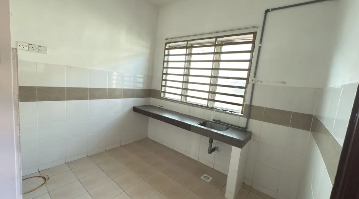 rumah-2-tingkat-taman-puncak-bougainvillea-kuala-kangsar06