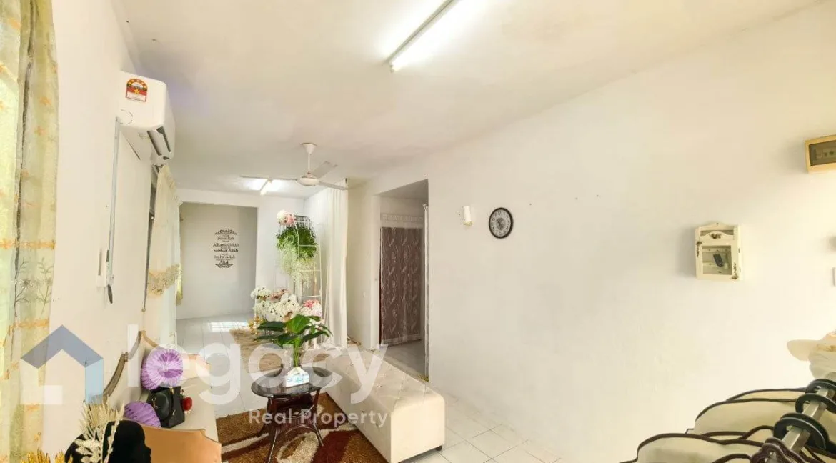 rumah-setingkat-untuk-dijual-seri-iskandar-perdana-seri-iskandar-08